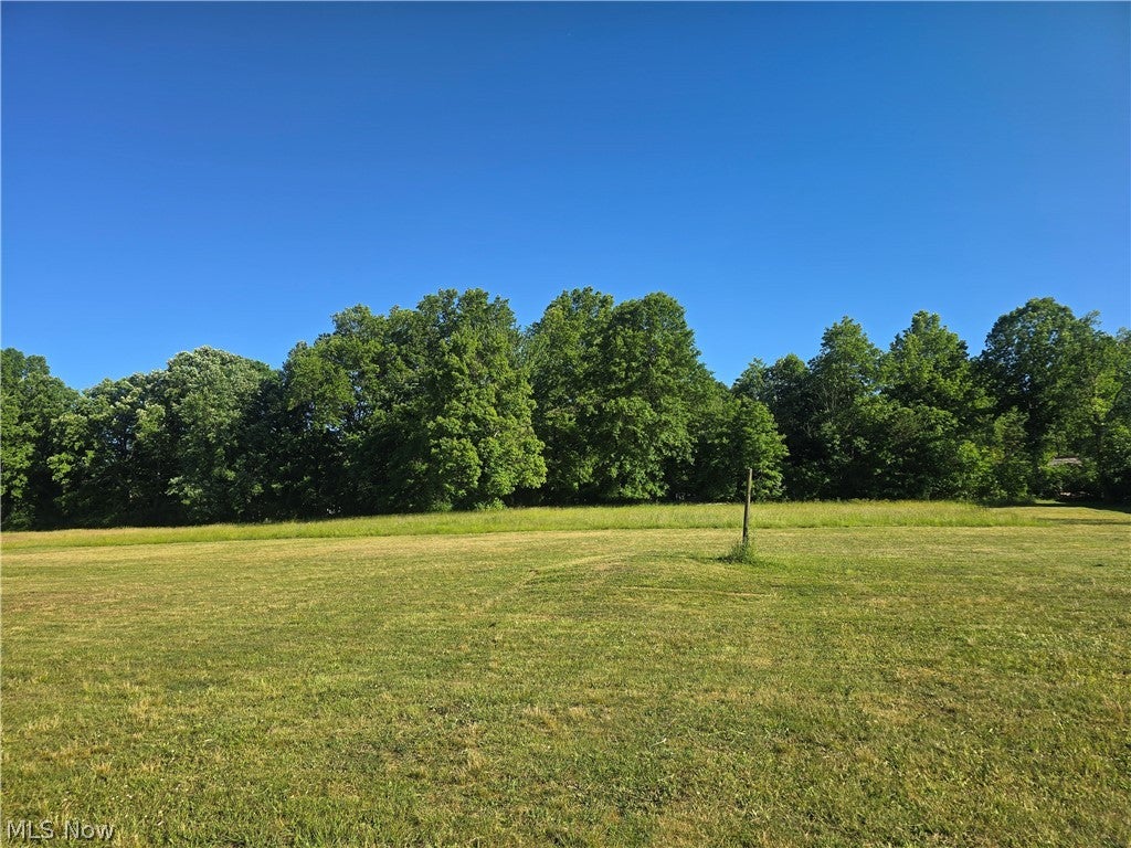 888 Youngstown Kingsville Road NE