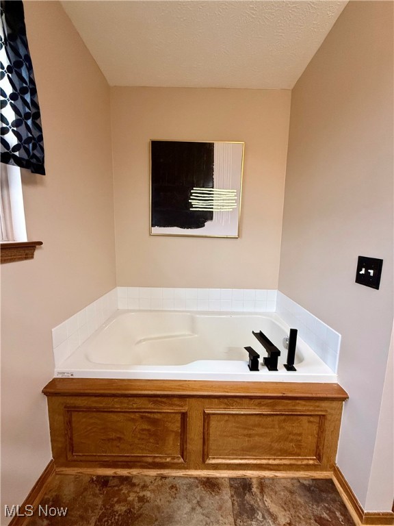 36 Choctaw Trail, Malvern, Ohio image 20