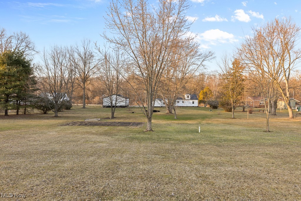 15910 Cenfield Street, Alliance, Ohio image 47