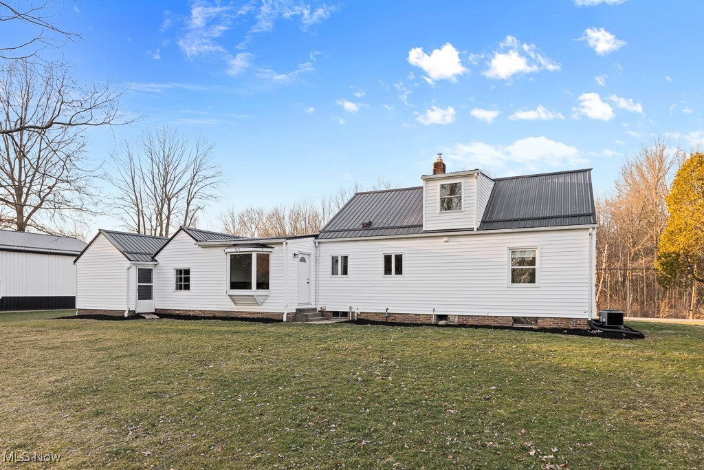 15910 Cenfield Street, Alliance, Ohio image 2