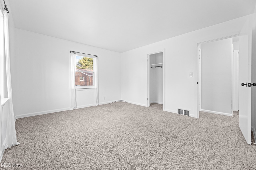 15910 Cenfield Street, Alliance, Ohio image 18