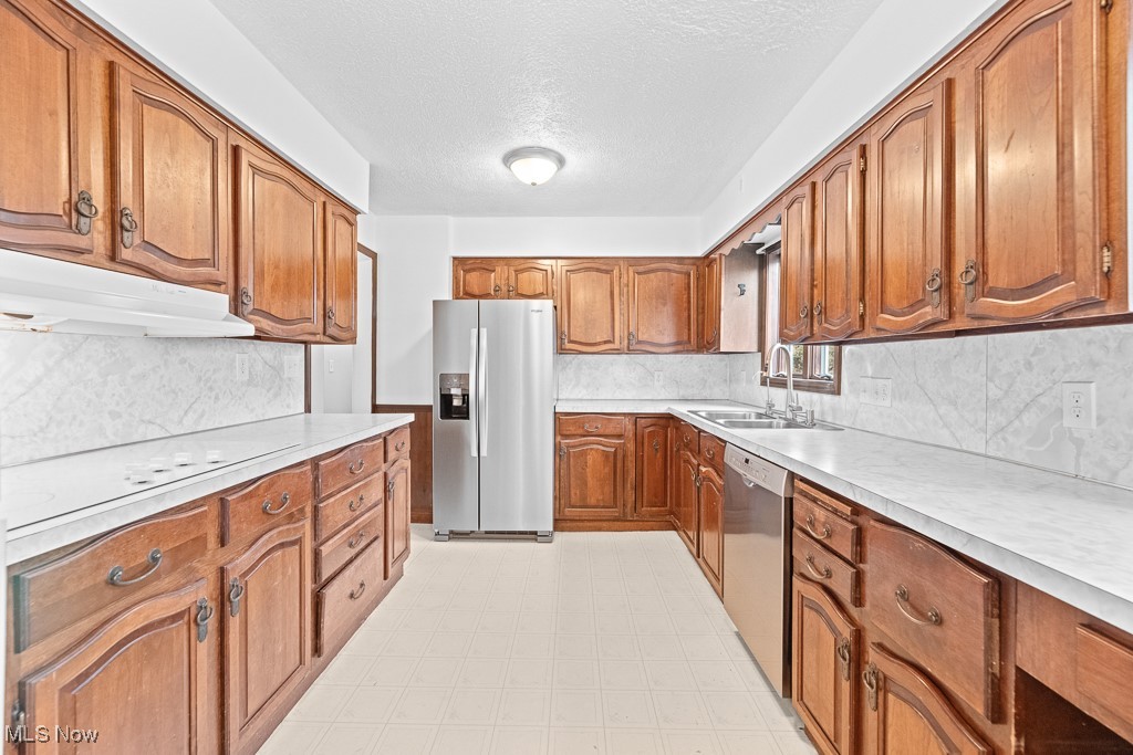 15910 Cenfield Street, Alliance, Ohio image 9
