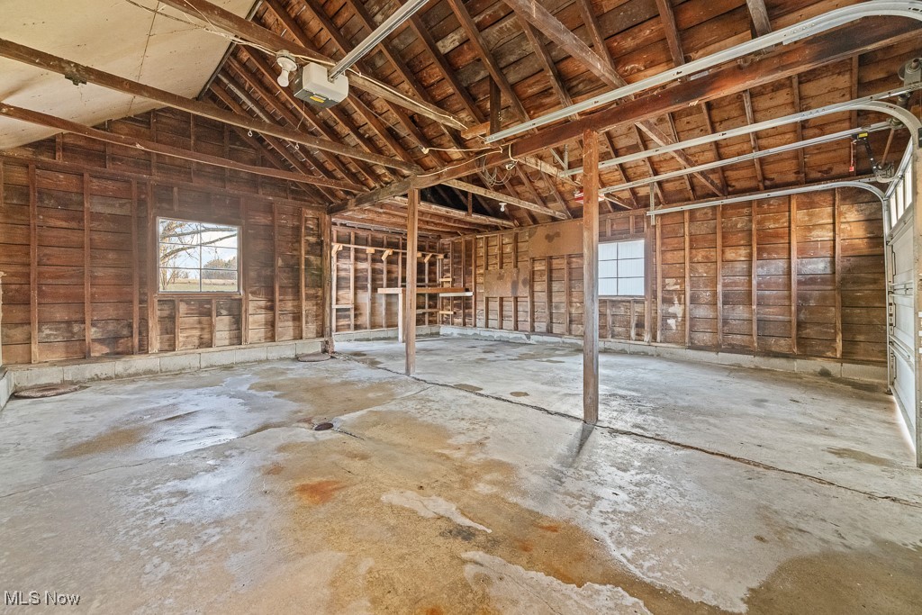 15910 Cenfield Street, Alliance, Ohio image 40