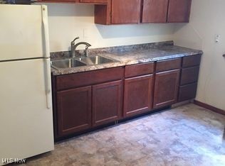 2965 S Moreland Boulevard