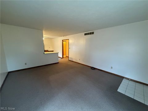 Tiny photo for 4044 Mogadore Road, Kent, OH 44240 (MLS # 5190793)