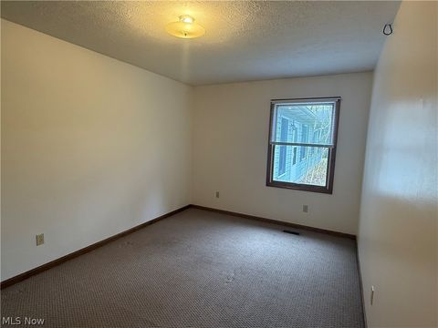 Tiny photo for 4044 Mogadore Road, Kent, OH 44240 (MLS # 5190793)