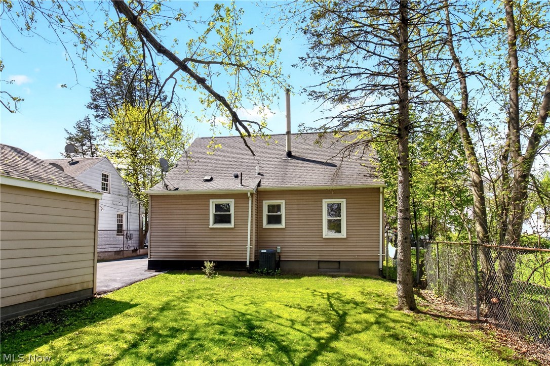 Shady Lawn - Residential