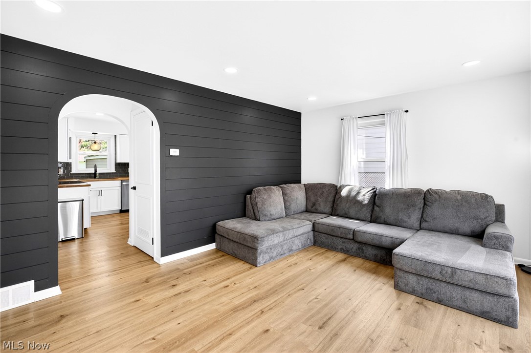 Shady Lawn - Residential