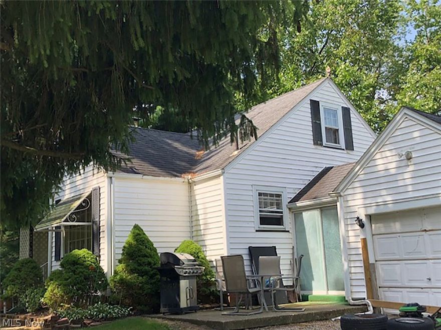 Bungalow Home On 1.26 Acres - 3 Bedrooms – 16’x26’ Workshop – Sewer - Nice Road Setting – Louisville Schools - Nimishillen Twp. – Stark Co., Ohio - Starter Or Investment Property - ABSOLUTE AUCTION, all sells to the highest bidder on location: WEDNESDAY – AUGUST 15, 2018 – 5:30 PM - Vinyl-sided bungalow home, nearly 1,150 SF living area. Main level has a living room with wood-burning fireplace, kitchen, dining room, 2 bedrooms, and full bath. Second level has large third bedroom with storage plus dormer storage. Divided basement, gas FA furnace, and CA (new 2010). Attached single-car garage with breezeway entrance. All sitting on 1.26 acres. Update to your liking. Open at 4:30 PM auction day! TERMS ON REAL ESTATE: 10% down auction day, balance due at closing. A 10% buyer’s premium will be added to the highest bid to establish the purchase price, which goes to the seller. Any desired inspections must be made prior to bidding. All information contained herein was derived from sources bel