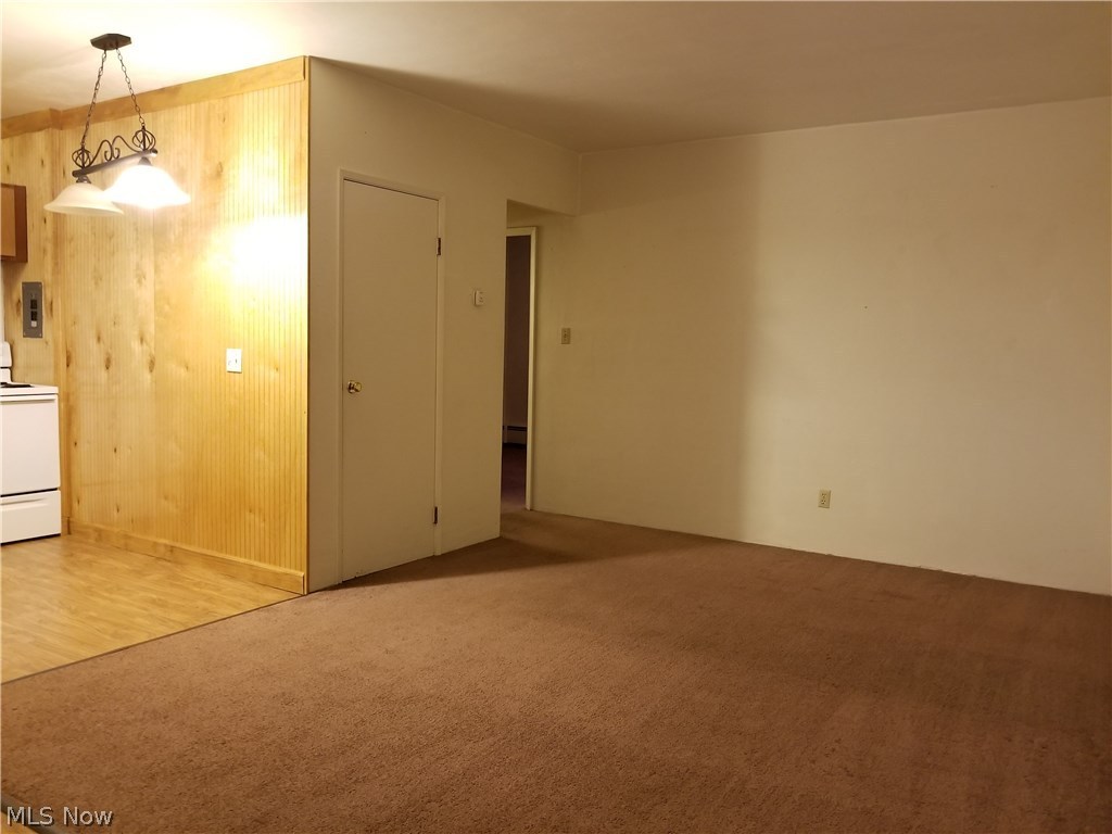 Lancaster Estates - Residential Lease