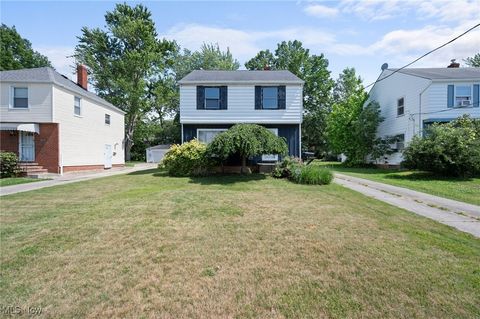 28030 Coolidge Drive, Euclid, OH 44132 - #: 5135012