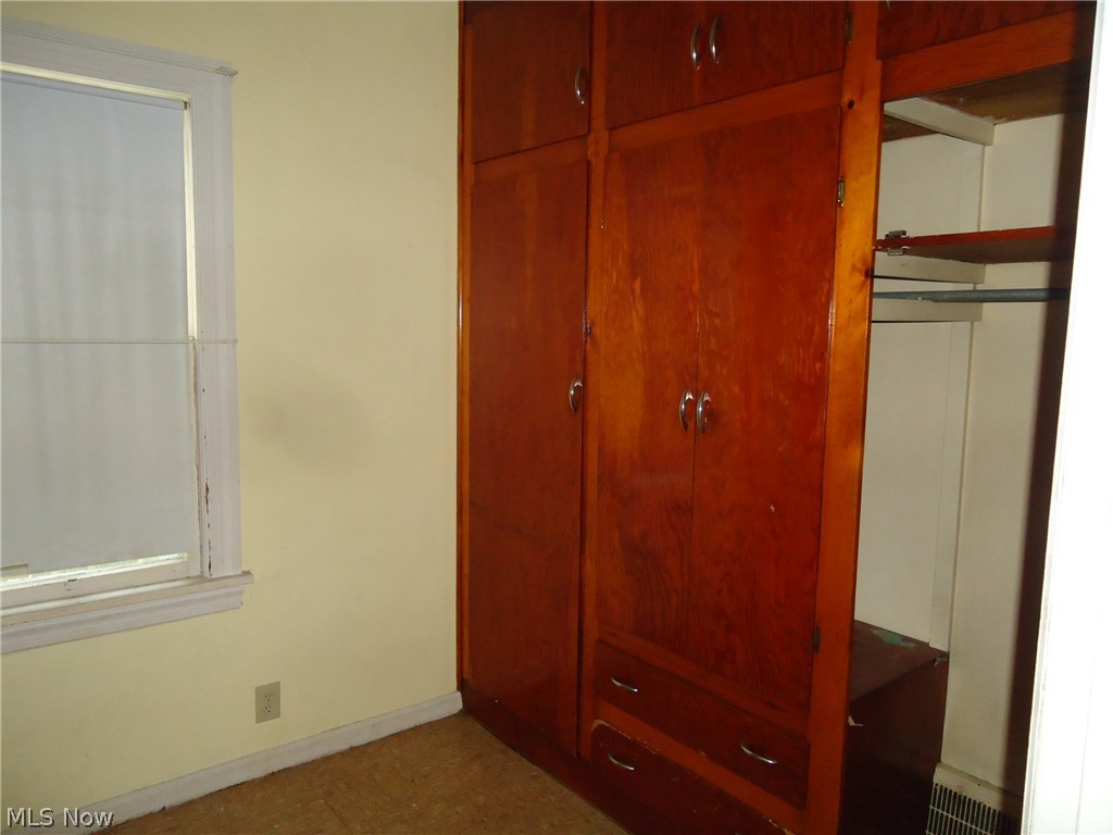 Crawford & Parmelees - Residential Income