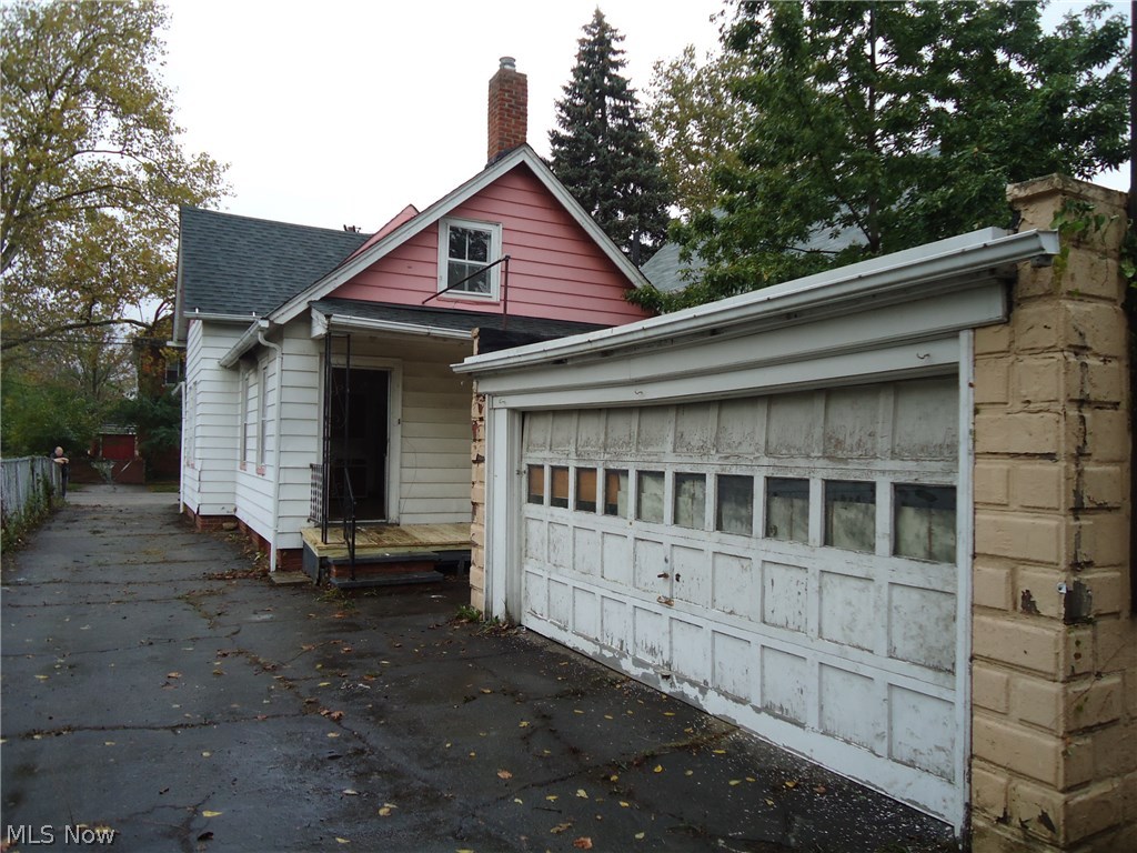 Crawford & Parmelees - Residential Income