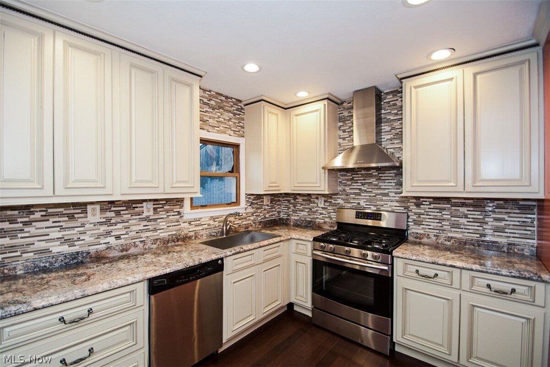 J Lyman's - Residential