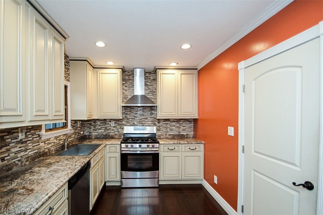 J Lyman's - Residential