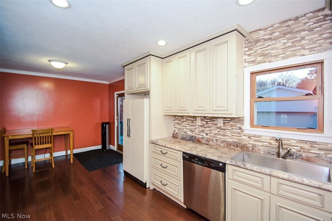 J Lyman's - Residential