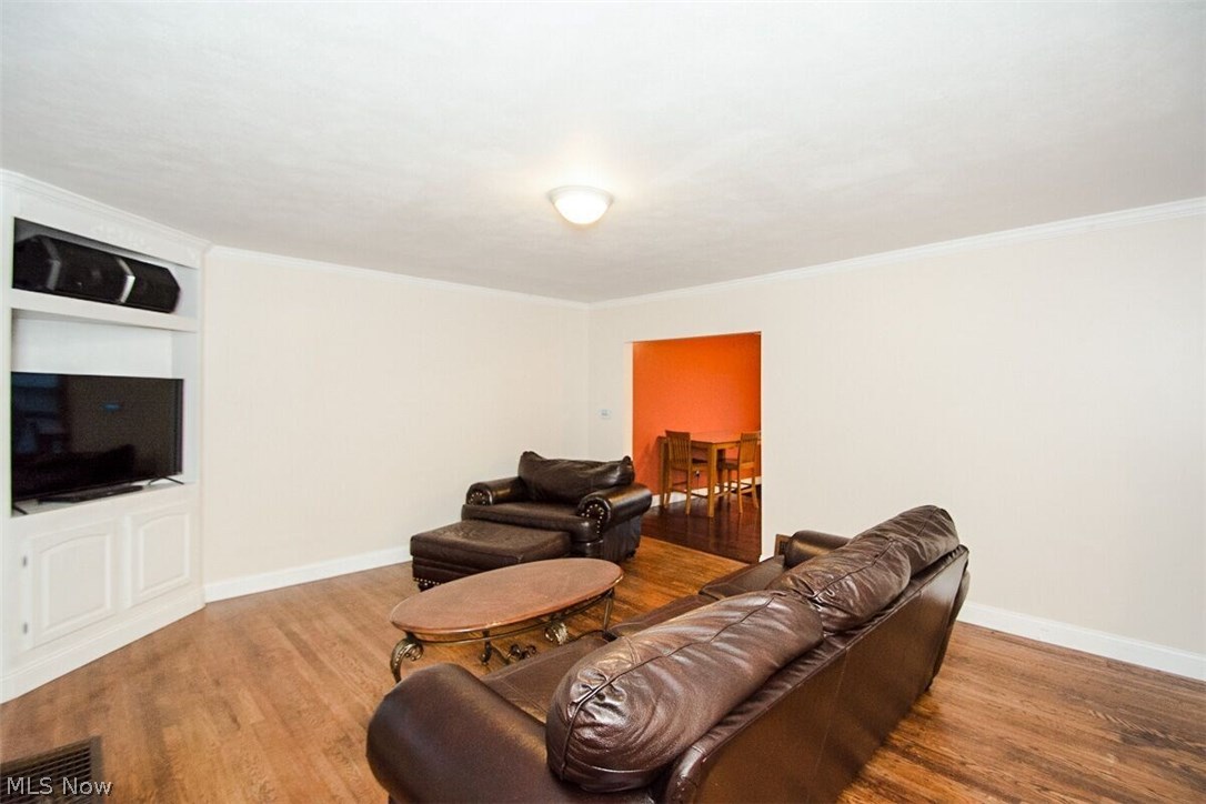 J Lyman's - Residential