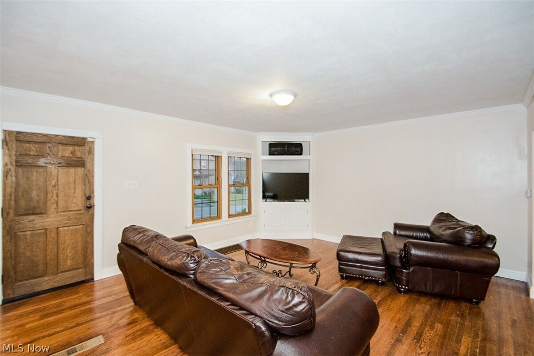 J Lyman's - Residential