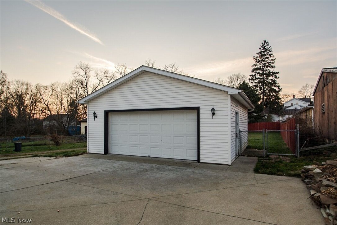 J Lyman's - Residential