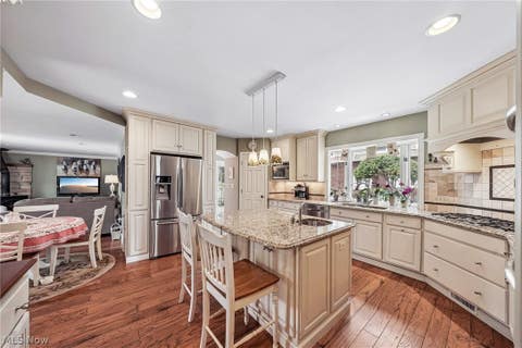 Tiny photo for 170 Overwood Road, Akron, OH 44313 (MLS # 5239564)