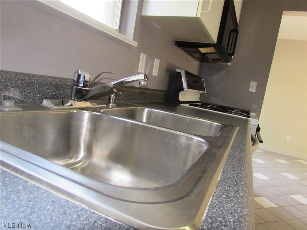 Carriage Hills Condo - Residential