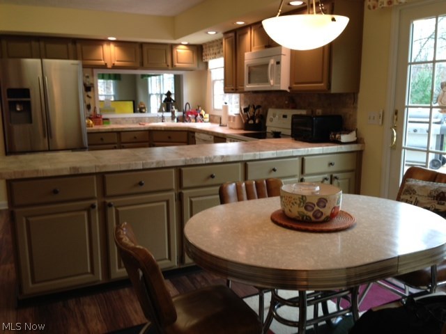 Arbor Glen - Residential