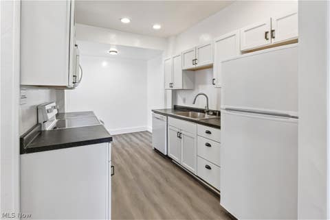 Tiny photo for 1390 E 109th Street, Cleveland, OH 44106 (MLS # 5239251)