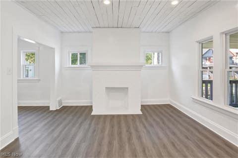 Tiny photo for 1390 E 109th Street, Cleveland, OH 44106 (MLS # 5239251)