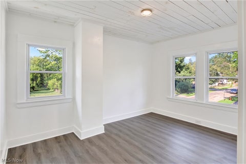 Tiny photo for 1390 E 109th Street, Cleveland, OH 44106 (MLS # 5239251)