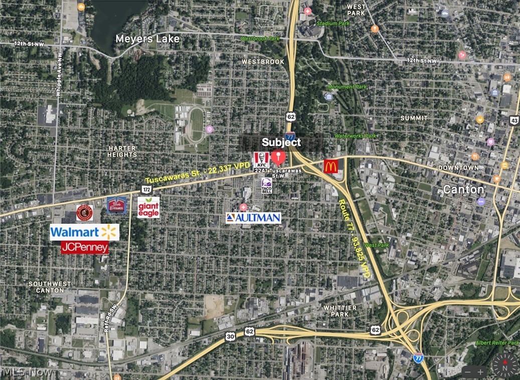 Main image without alt text