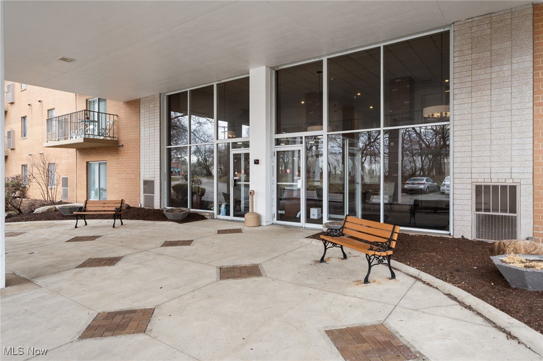 3675 Clague Road #311, North Olmsted, Ohio image 2