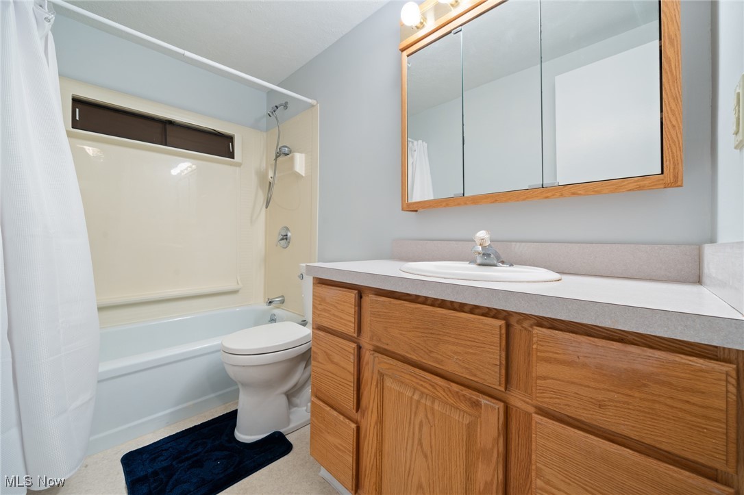 3675 Clague Road #311, North Olmsted, Ohio image 13