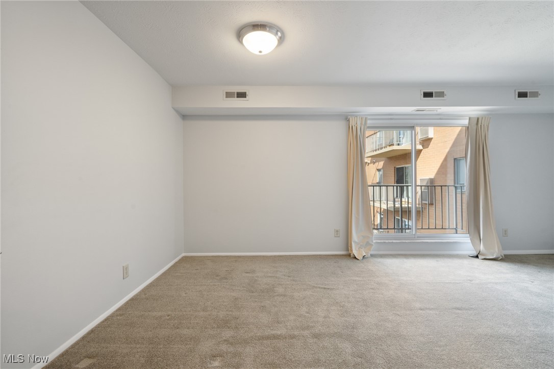 3675 Clague Road #311, North Olmsted, Ohio image 7