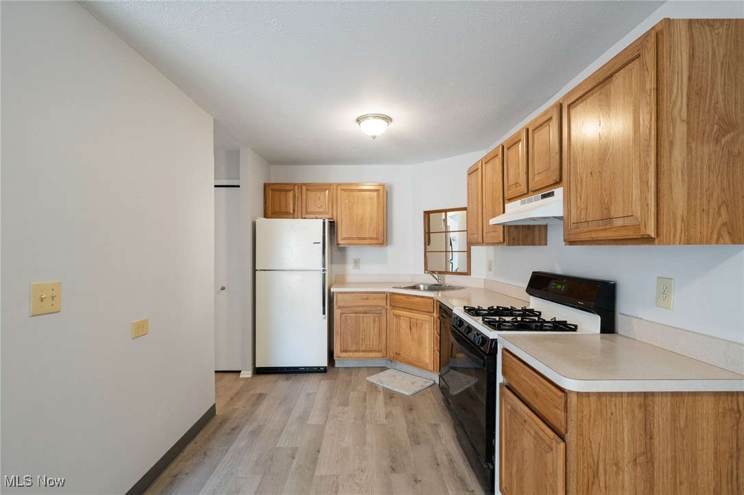 3675 Clague Road #311, North Olmsted, Ohio image 9