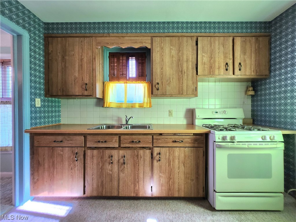 Waid & Duffeys Center Hwy - Residential