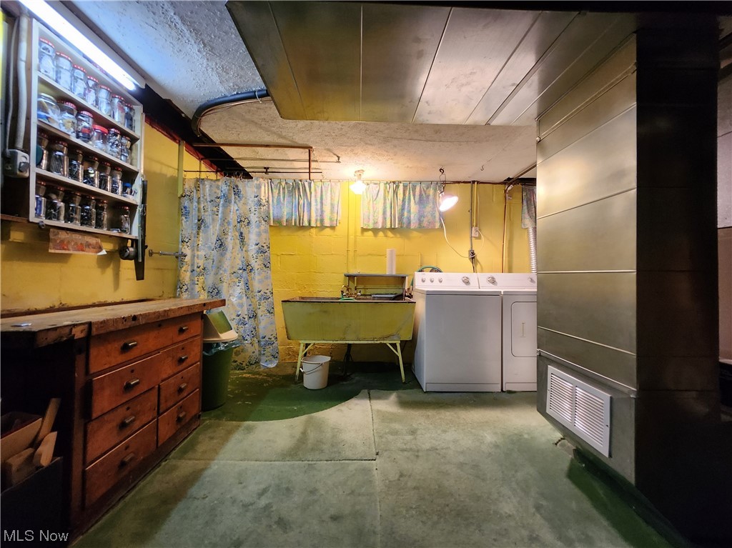 Waid & Duffeys Center Hwy - Residential