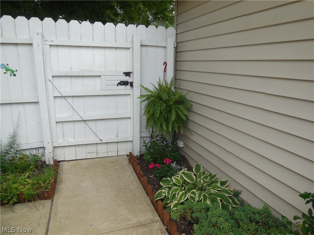 Hoy-Lo-Mae Allotment Add 06 - Residential