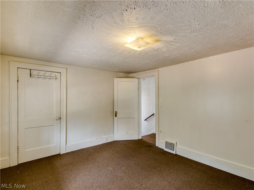 Blue Pond - Residential