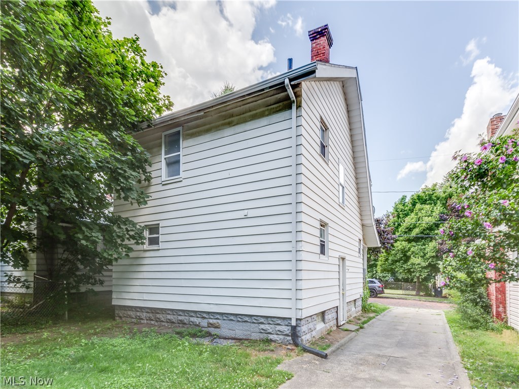 Blue Pond - Residential