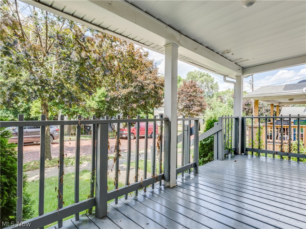 Blue Pond - Residential