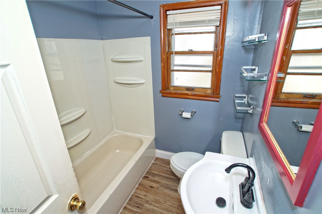 Elworthy-Helwick Cos Home Garden - Residential