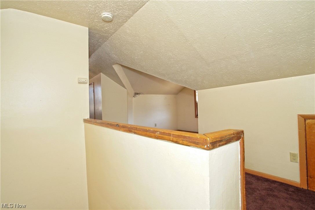 Elworthy-Helwick Cos Home Garden - Residential