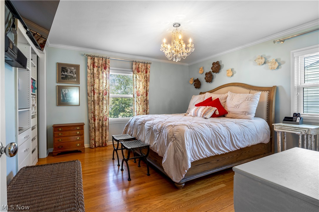 Village Blvd - Residential