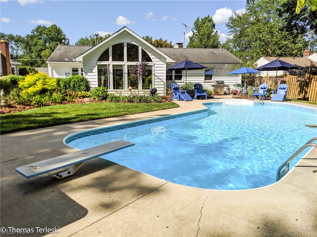 Village Blvd - Residential