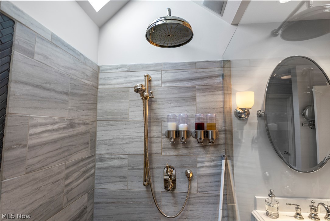 Village Blvd - Residential