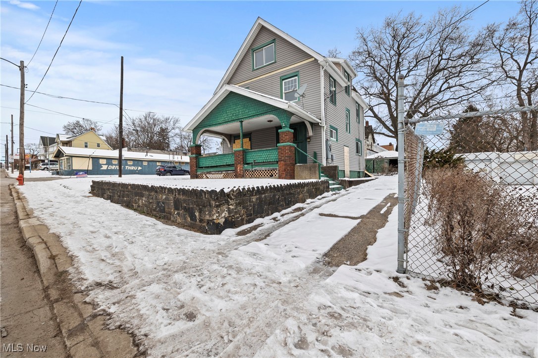 1726 Mahoning Avenue, Youngstown, Ohio image 2