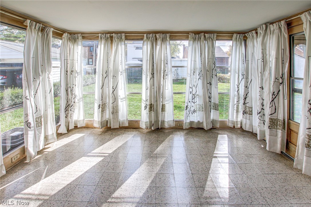 Ridgewood 02 - Residential