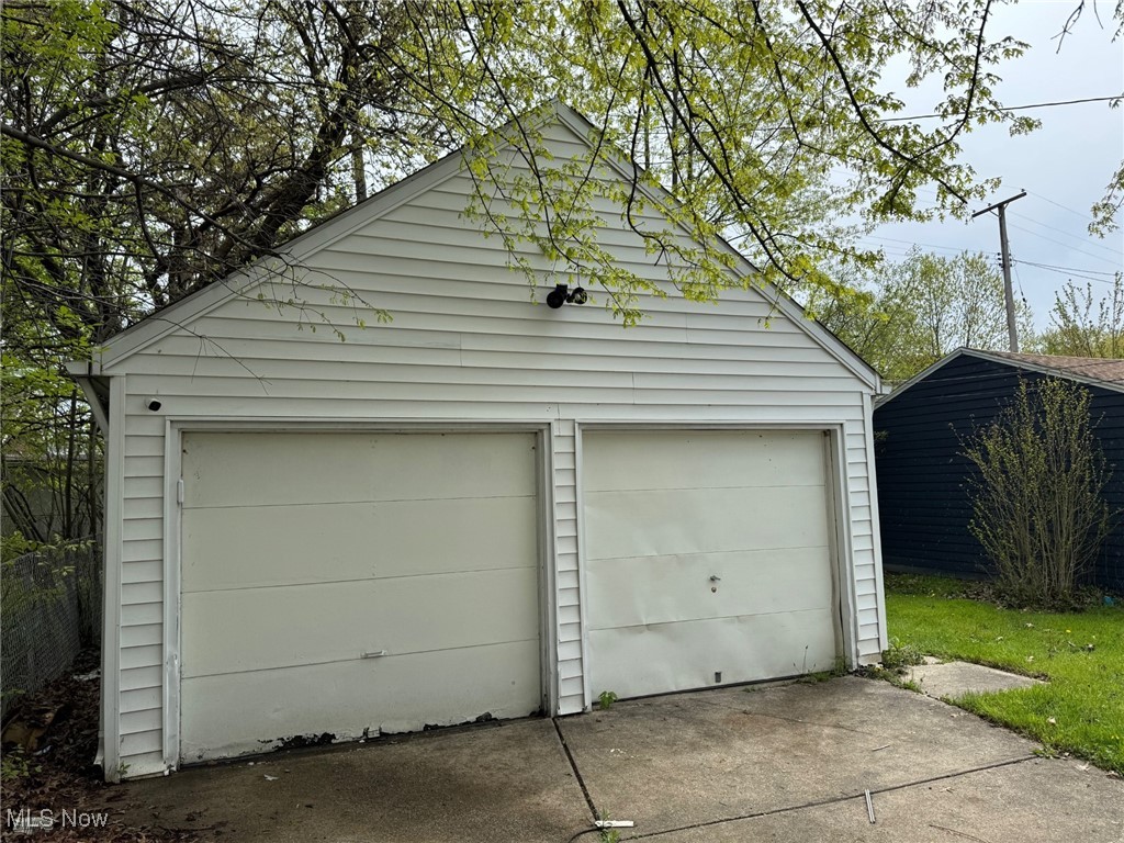 341 E 246th Street, Euclid, Ohio image 5