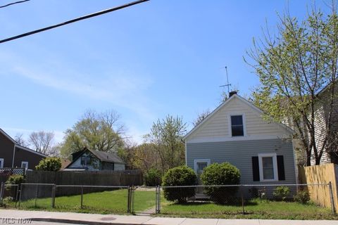 Single Family Residence in Cleveland OH 2612 27th Street.jpg