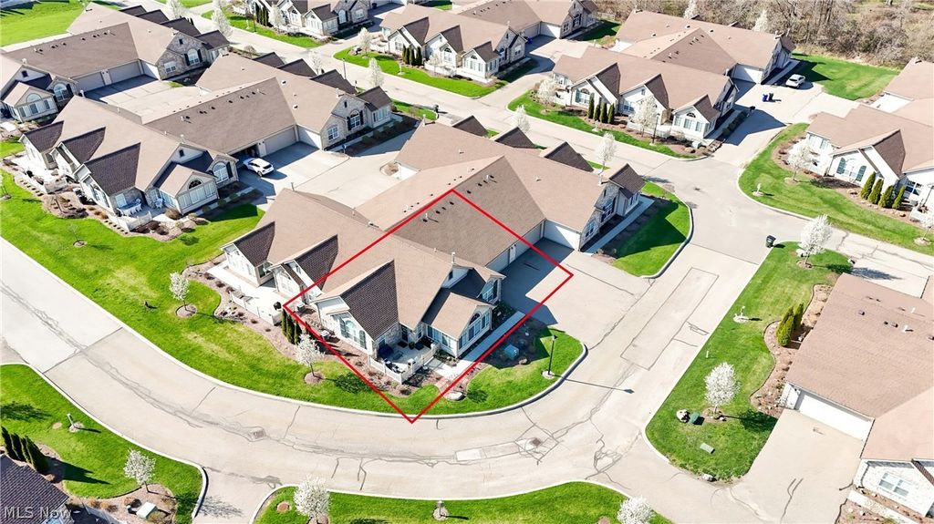 Photo of 1954 Fairways Drive, Streetsboro, OH 44241 (MLS # 5200342)